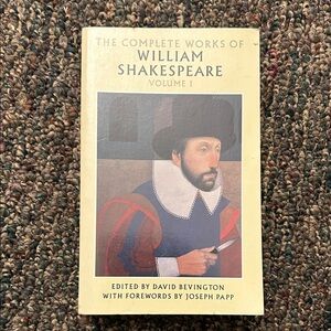 The Complete Works of William Shakespeare, Volume 1 - Beige Edition